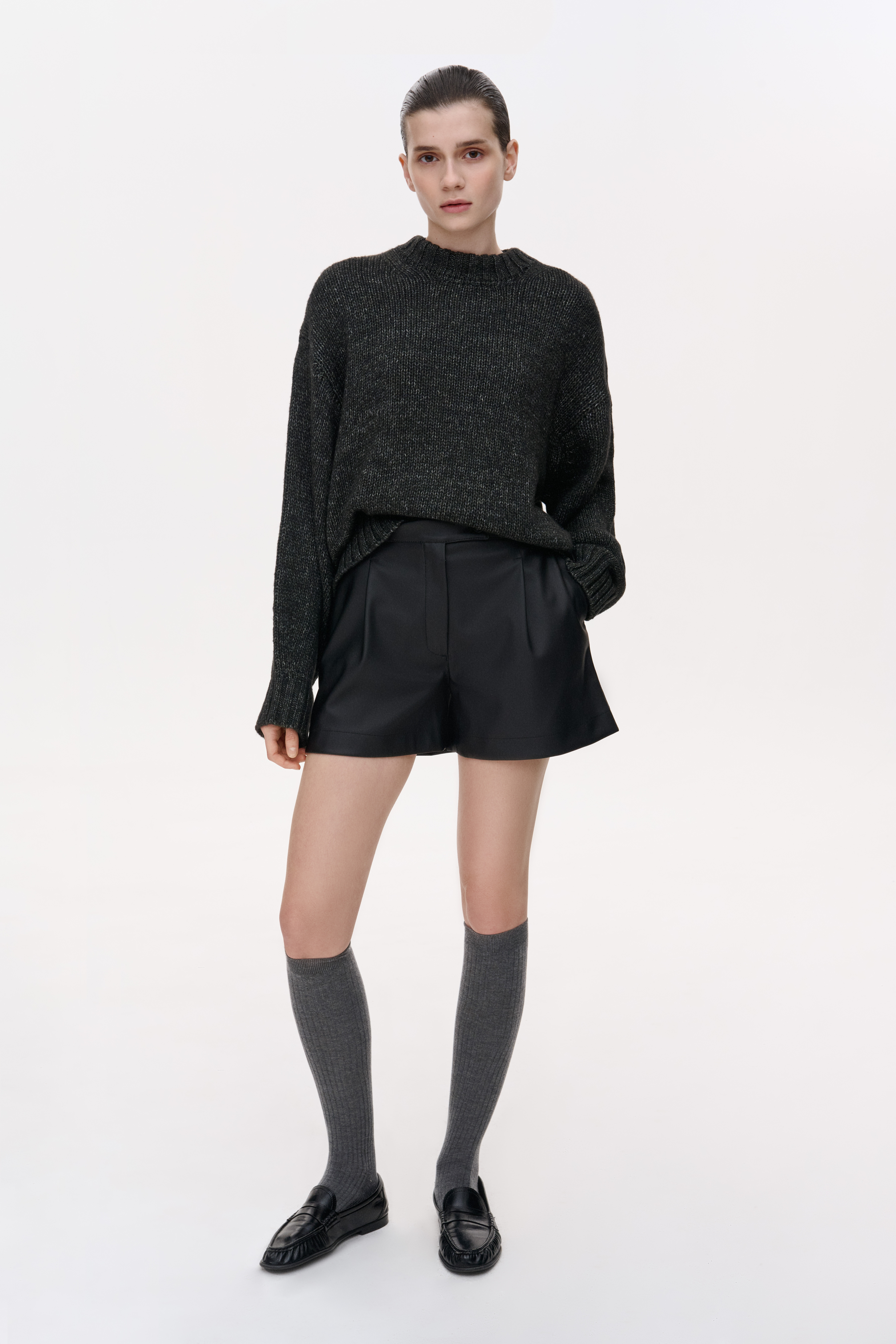 КЛАСИЧНІ МІНІ ШОРТИ З ЕКО ШКІРИ 1227-2 зображення 1